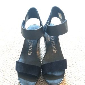 PEDRO GARCIA suede sandals